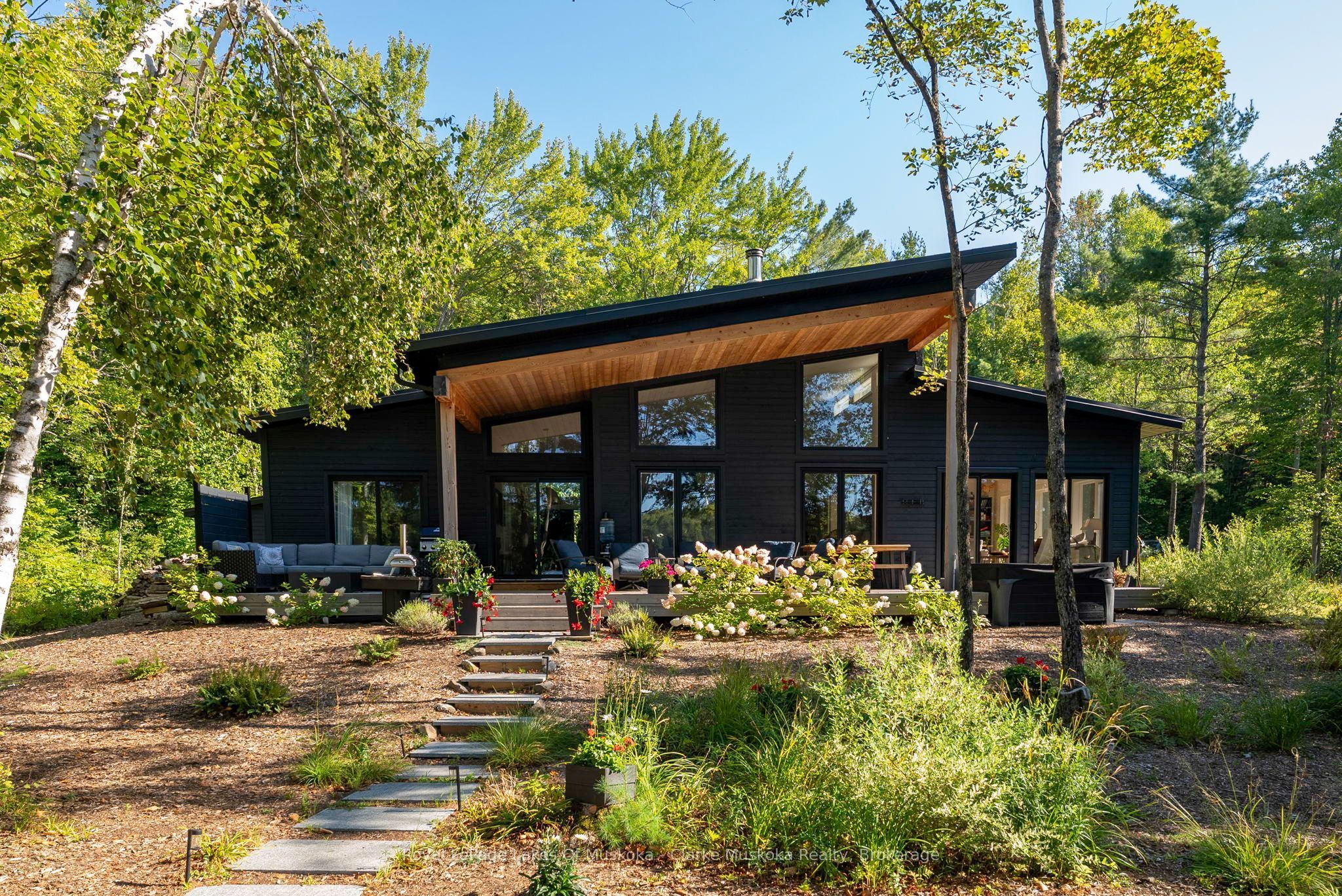 56 Blair Point Road, Seguin, On P0c 1j0