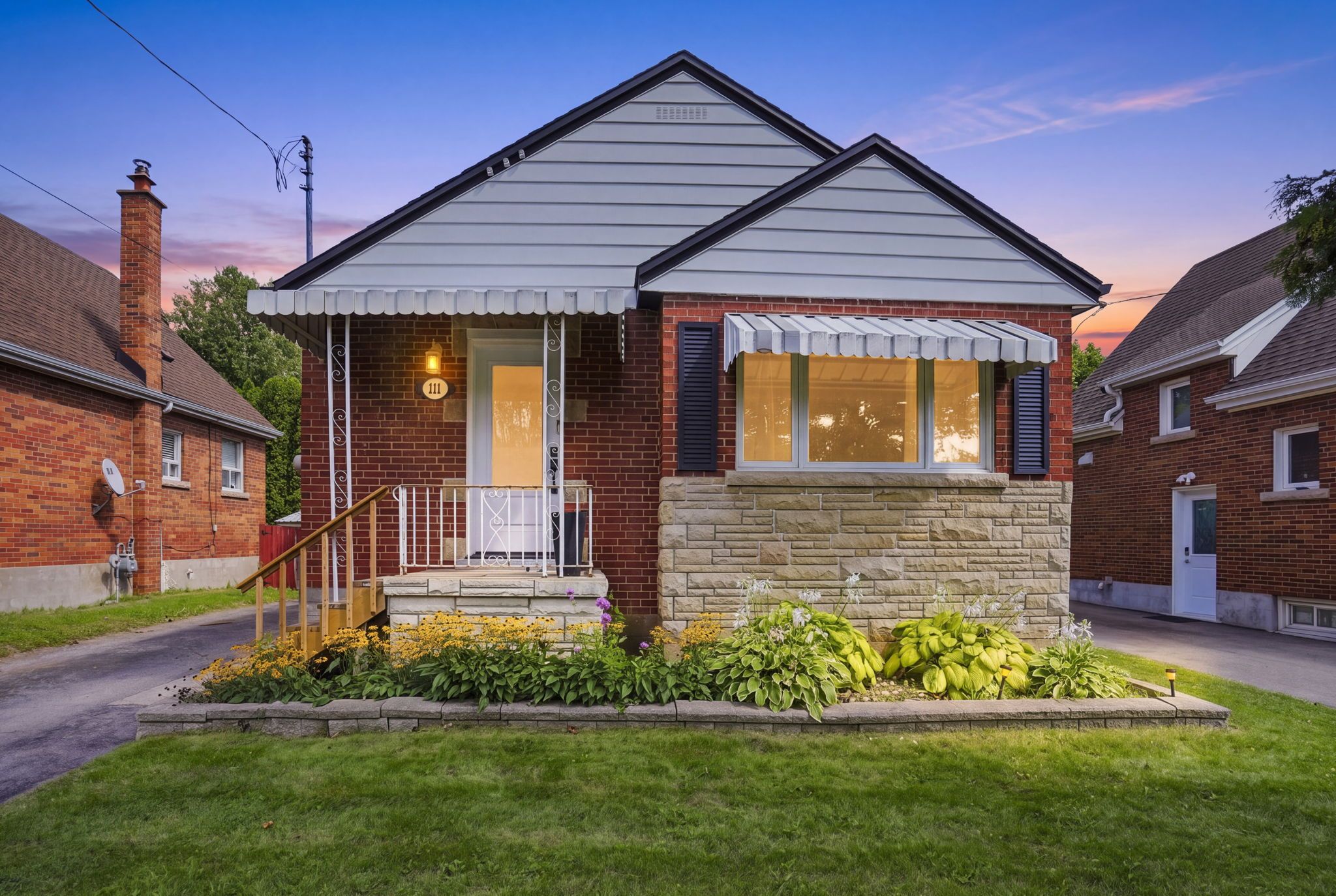 111 Sharon Avenue, Hamilton, On L8t 1e4