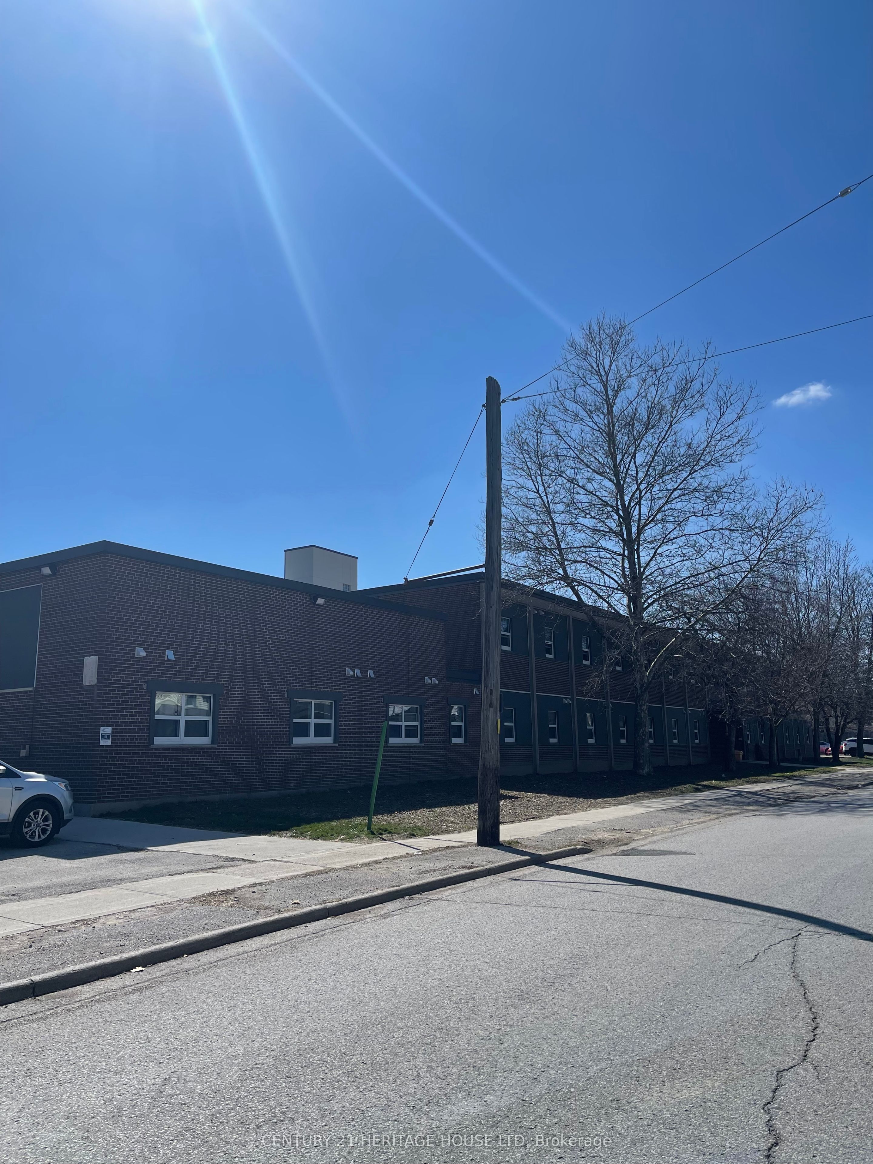 50 Scott Street 203, St. Thomas, On N5p 1k6