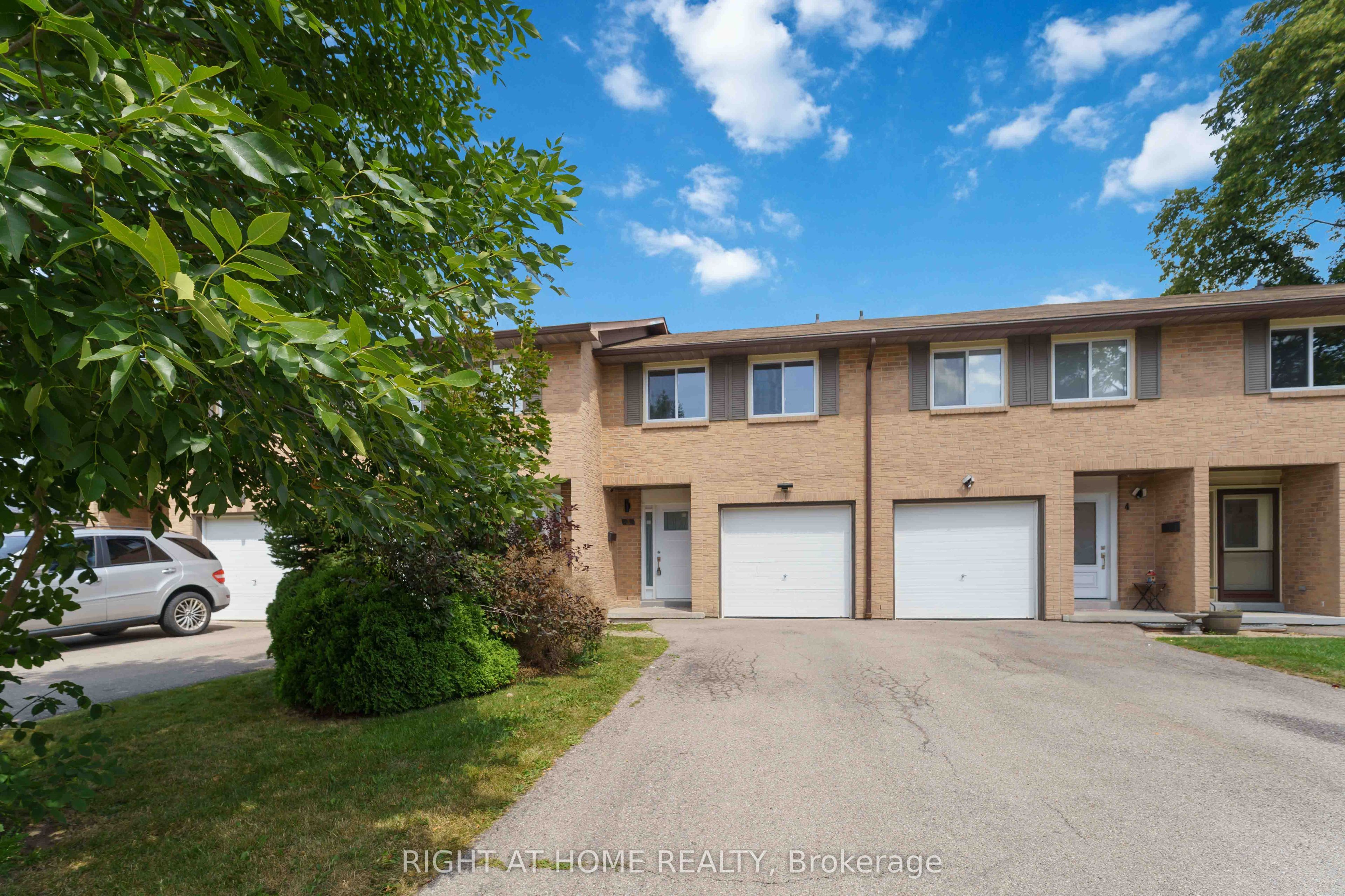 66 Summercrest Drive 3, Hamilton, On L8k 6m6