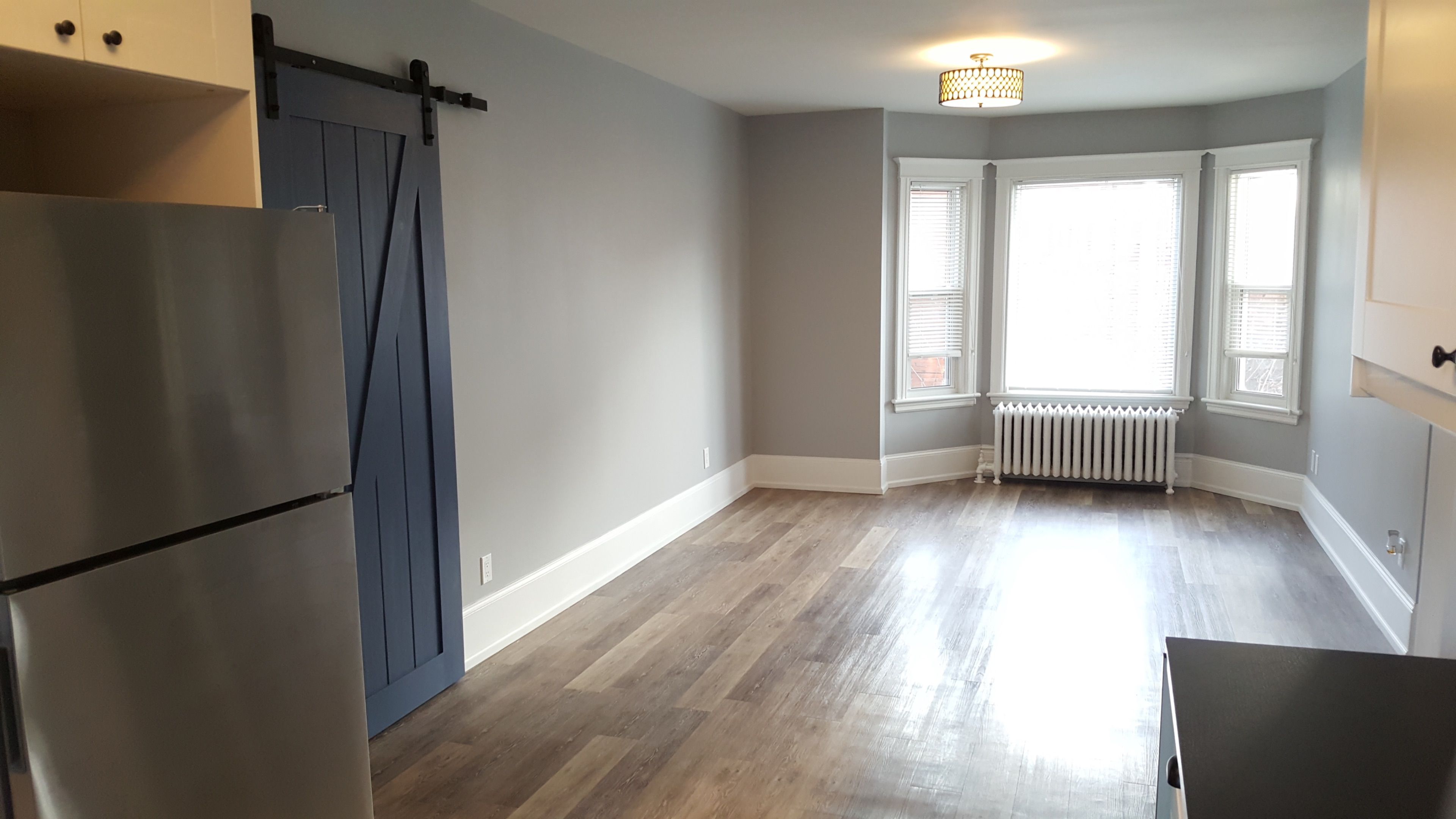 47 Sherman Avenue S 3, Hamilton, On L8m 2p6