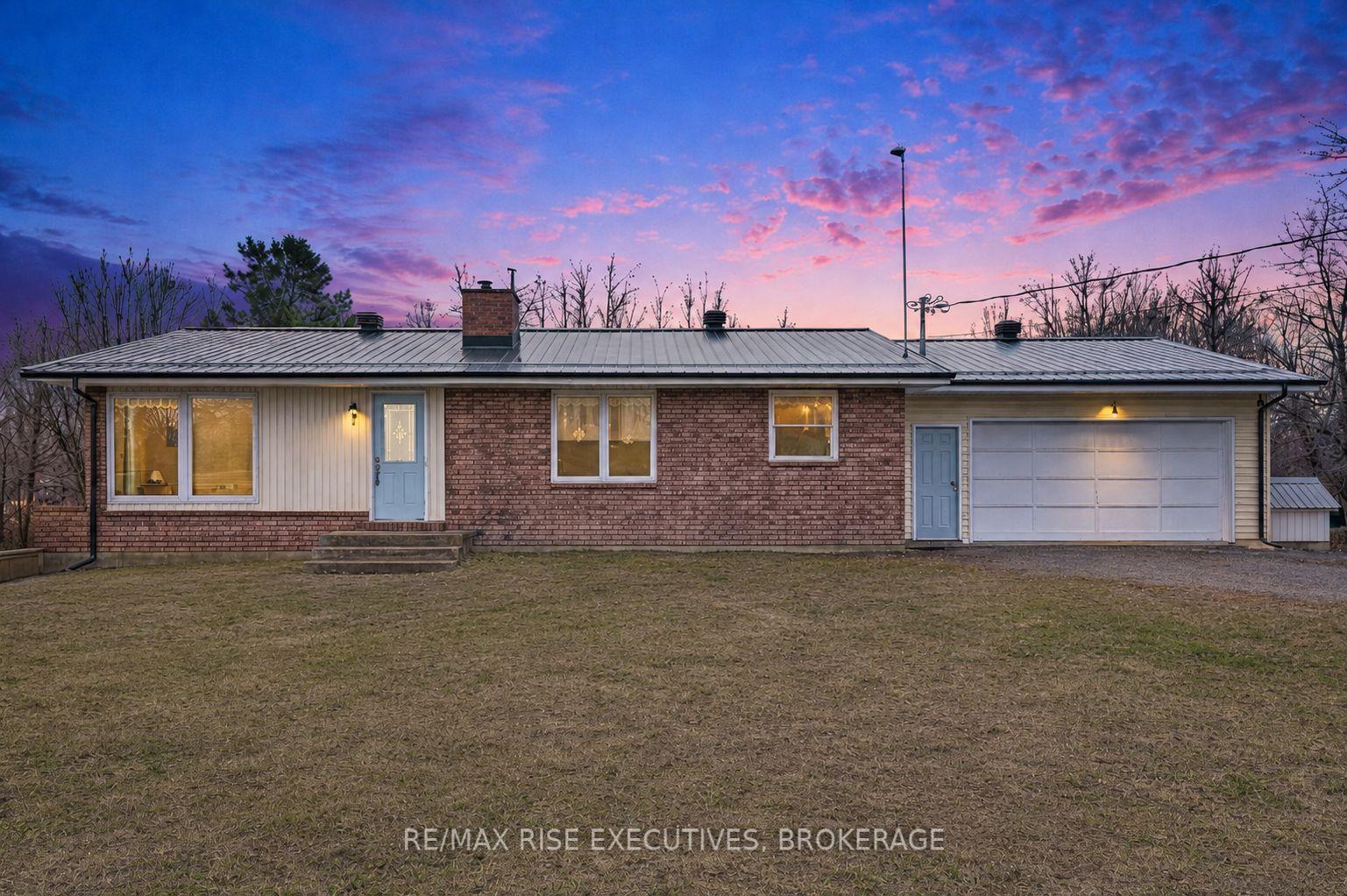 715 Hanna Road, Tay Valley, On K0h 2b0