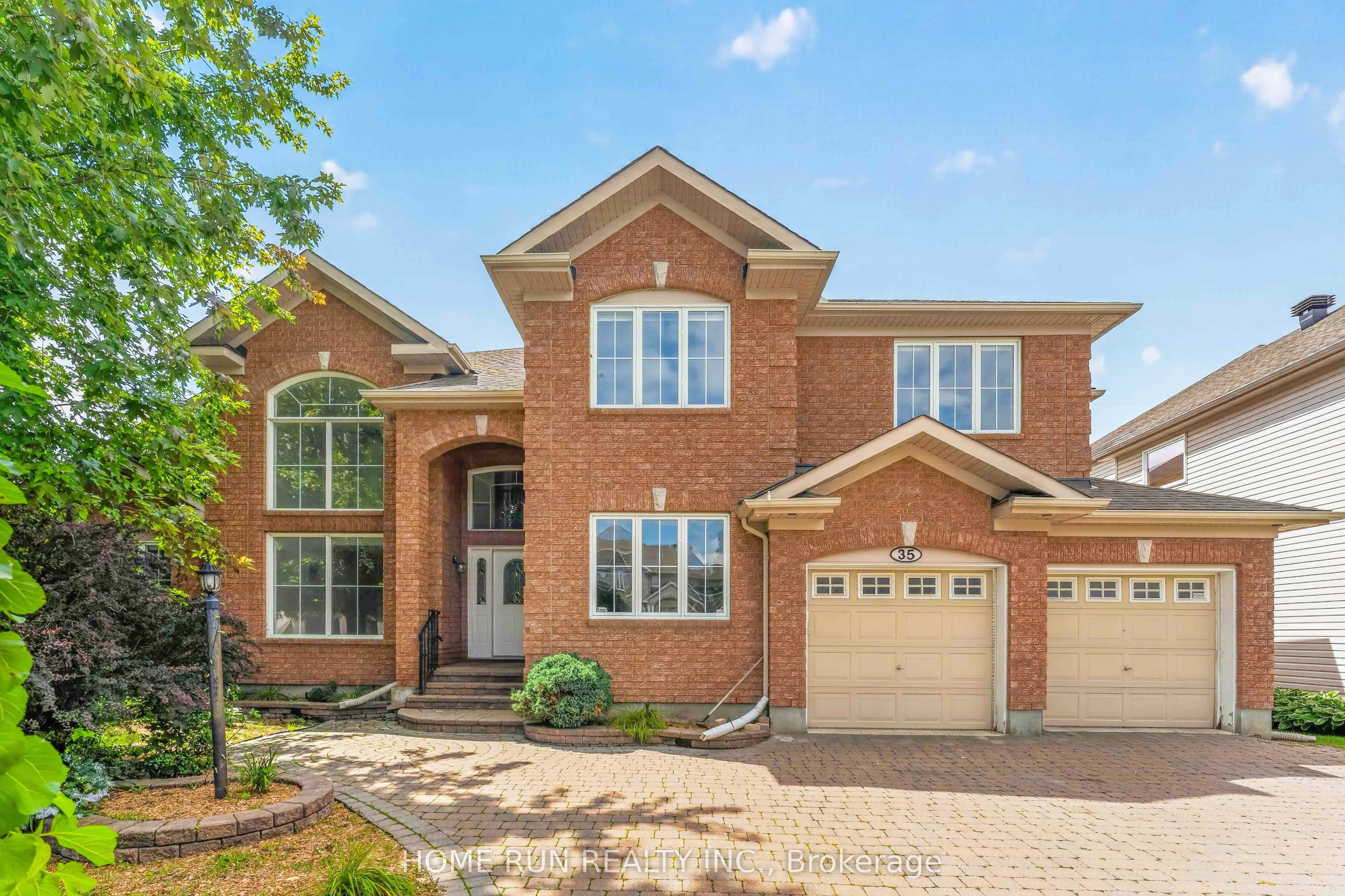 35 Blackshire Circle, Barrhaven, On K2j 5l8
