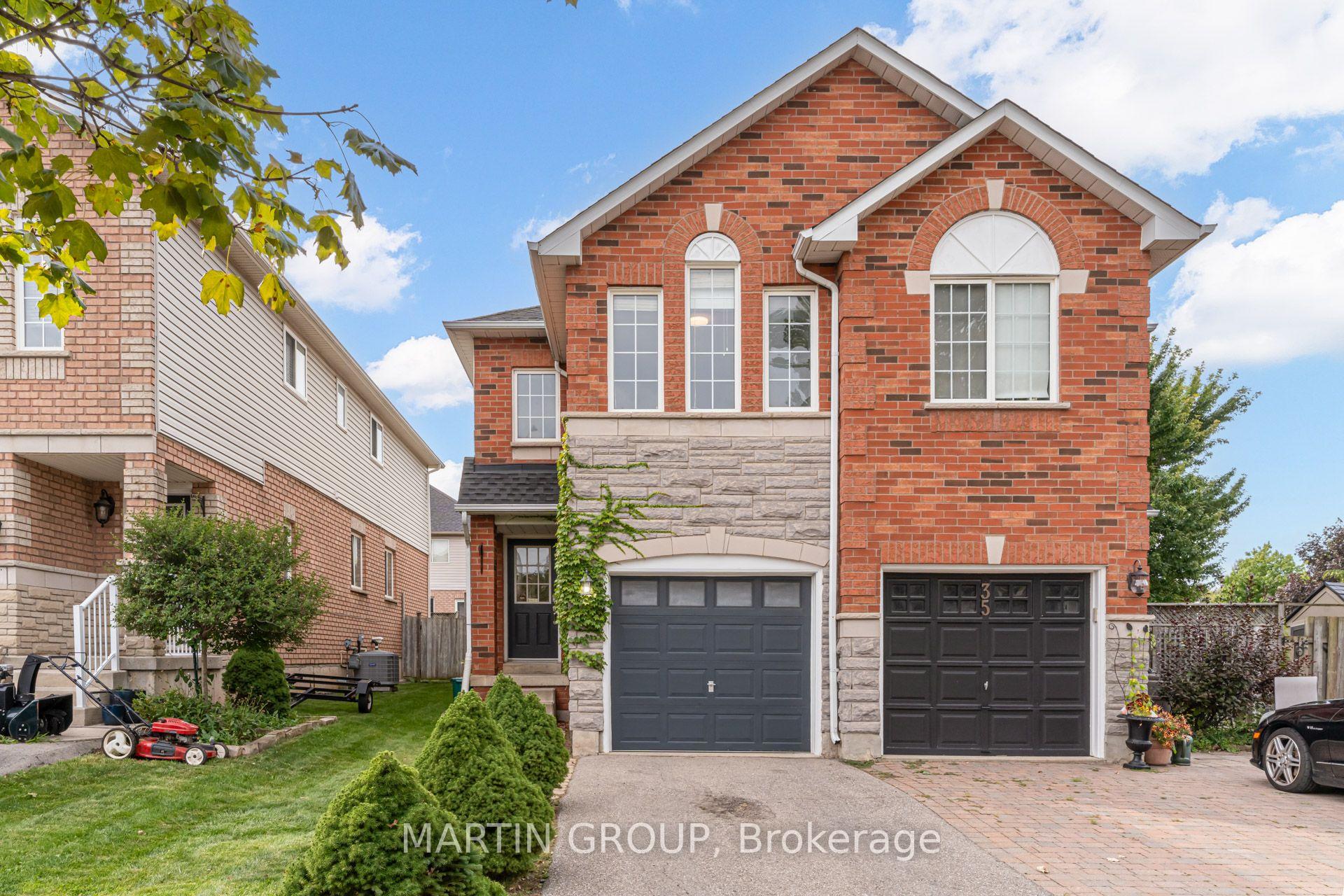 33 Slater Court, Hamilton, On L8b 0k8
