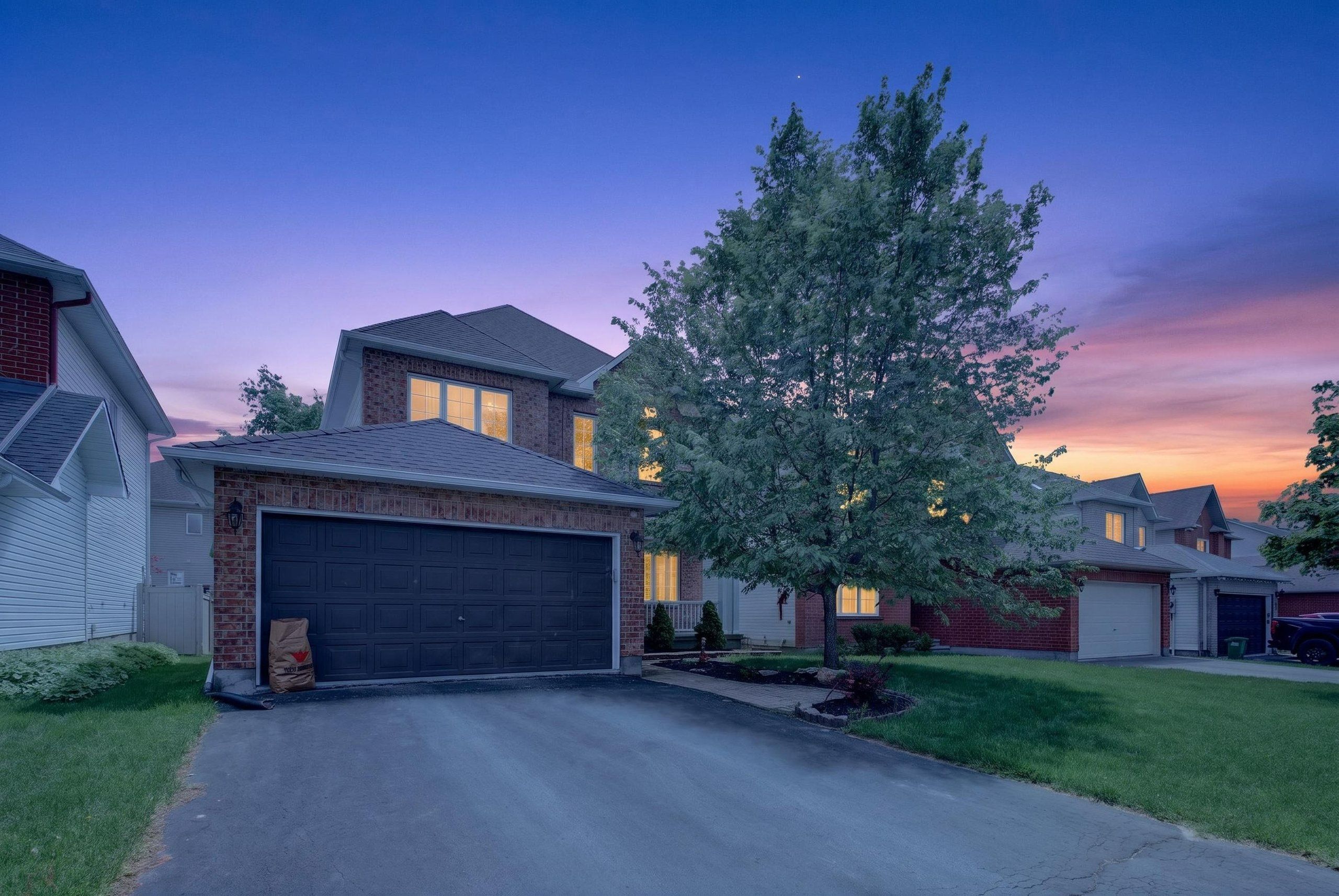 46 Birchfield Avenue, Kanata, On K2m 2n5