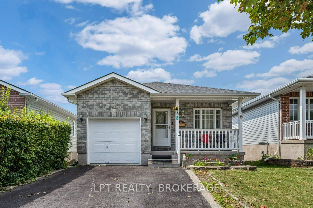 8 Wilfred Crescent, Kingston, On K7k 7g9