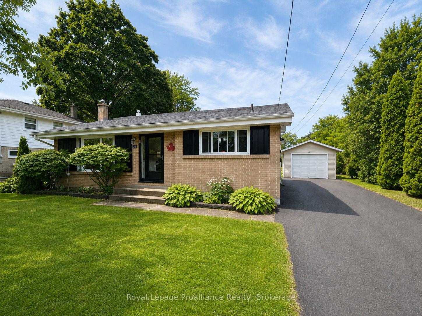 32 Glen Road, Belleville, On K8p 4g1