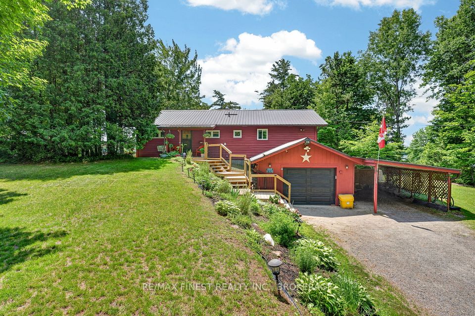 1067 Island View Lane E, Frontenac, On K0h 2k0