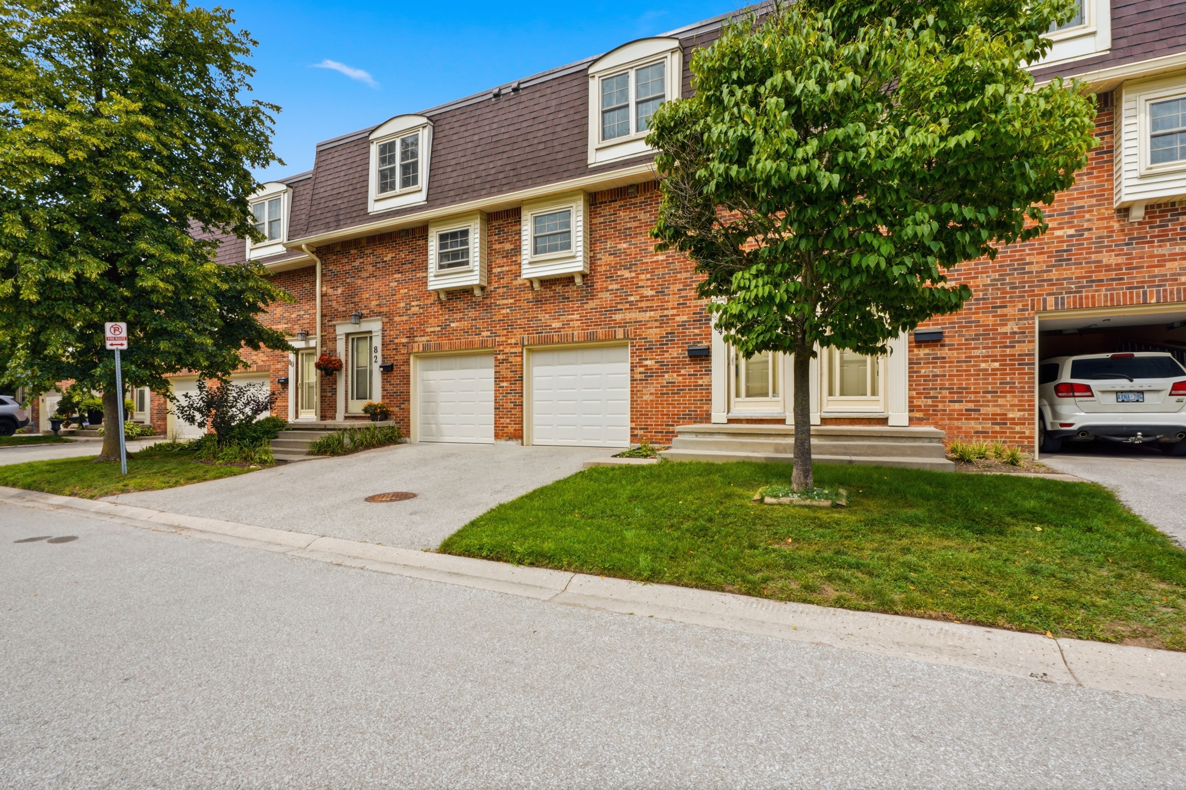 900 Pond View Road 84, London South, On N5z 4l7