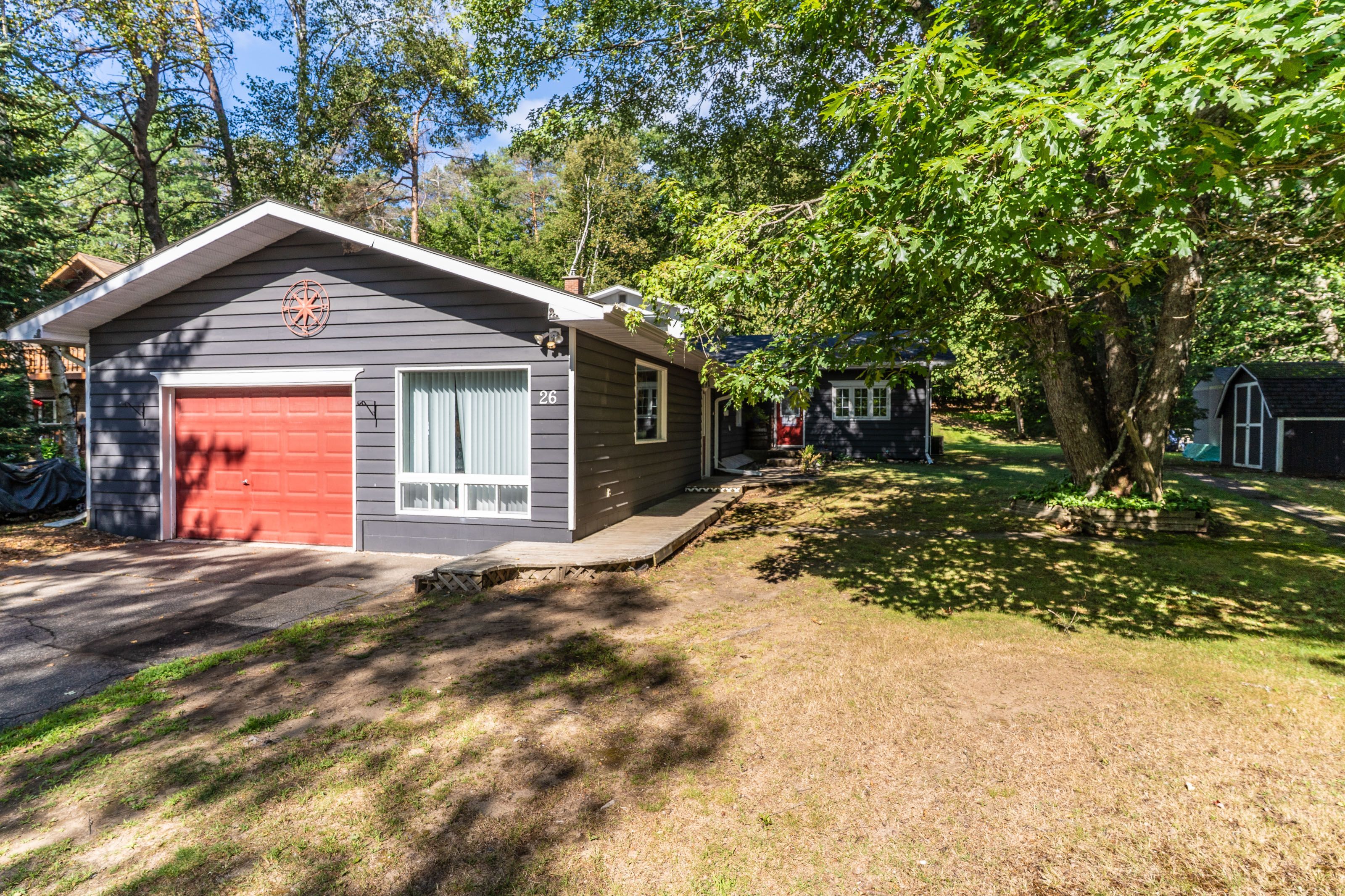 26 Sugar Maple Lane, Huntsville, On P0b 1l0