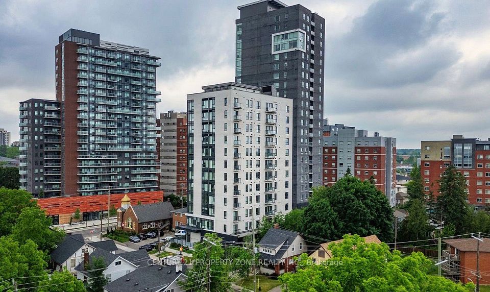 158 King Street 307, Waterloo, On N2j 2y2