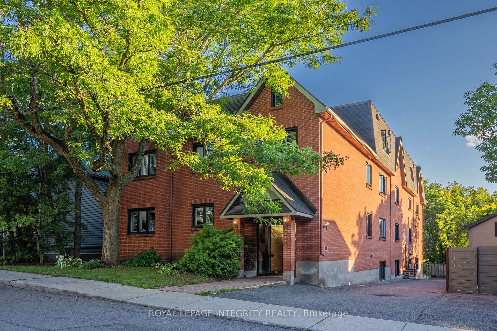222 Russell Avenue 103, Lower Town - Sandy Hill, On K1n 7x5