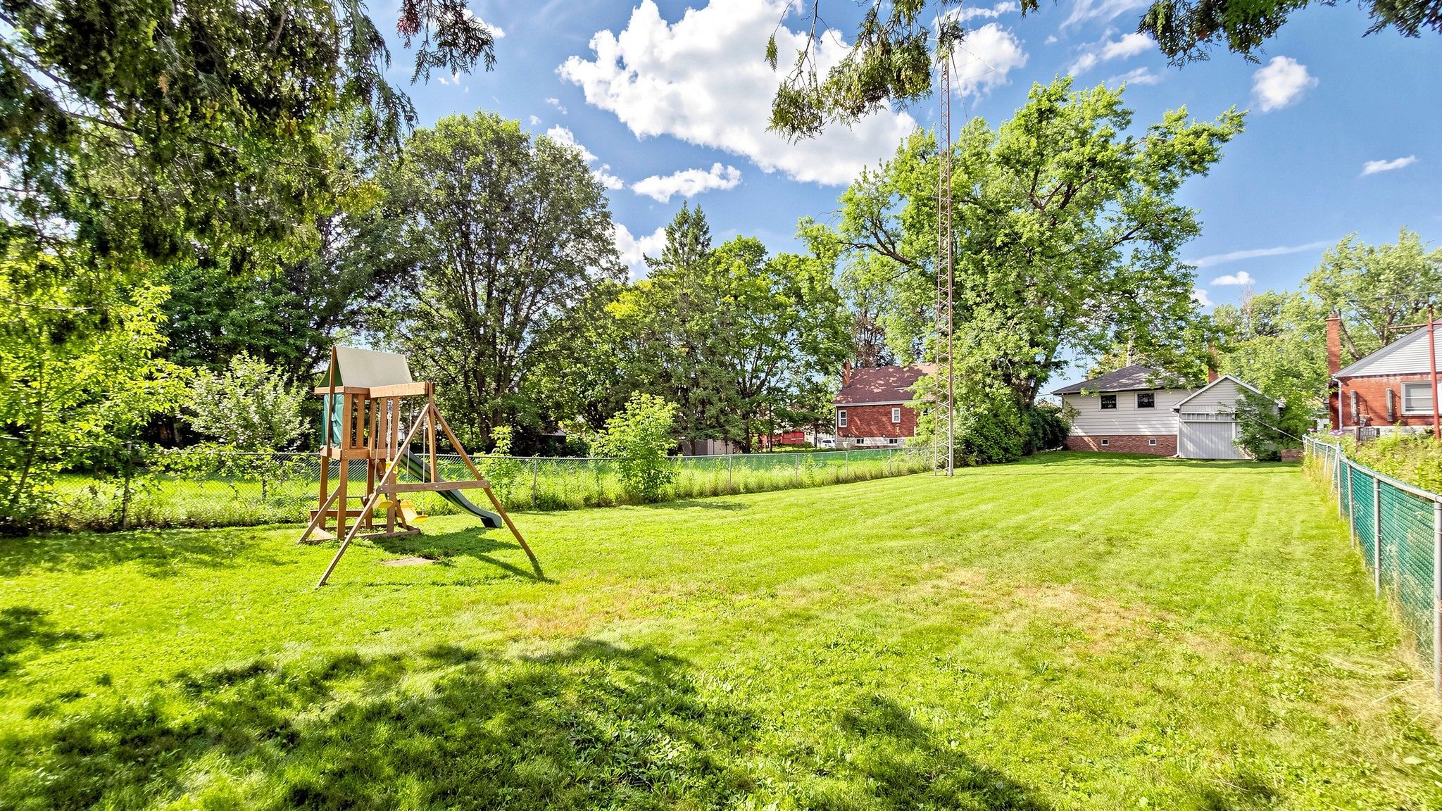 675 Lundys Lane, Peterborough, On K9j 4j9