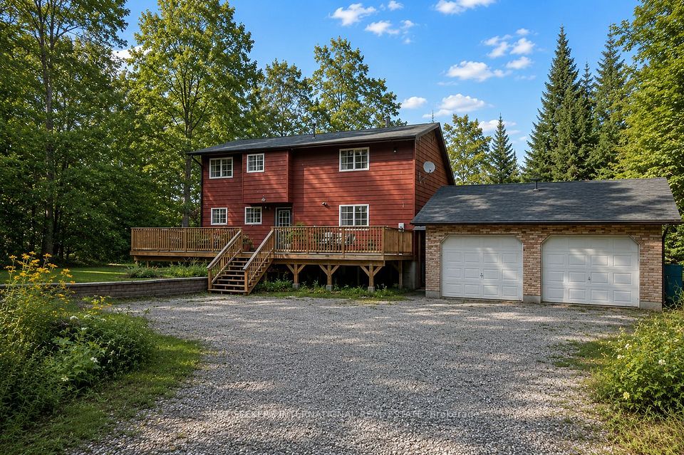 1059 Norwalk Road, Highlands East, On K0l 3c0