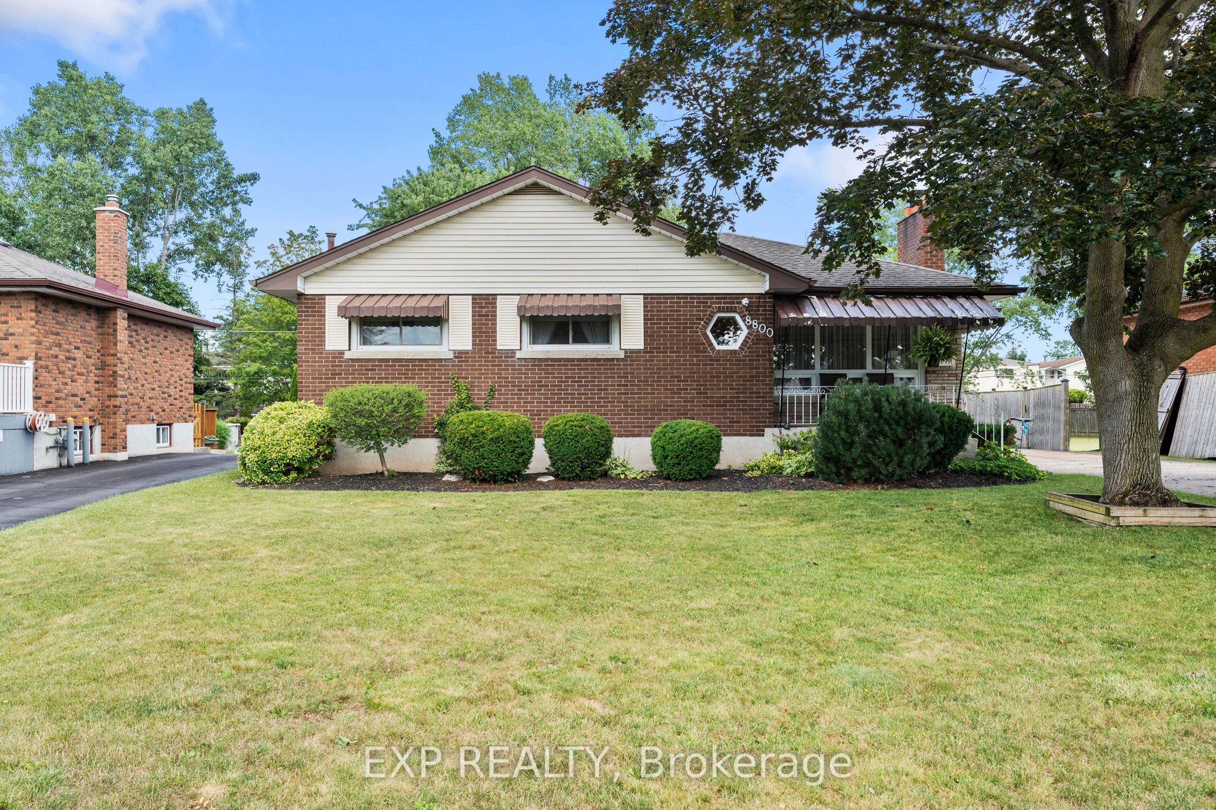 8800 Champlain Drive, Niagara Falls, On L2g 6y6
