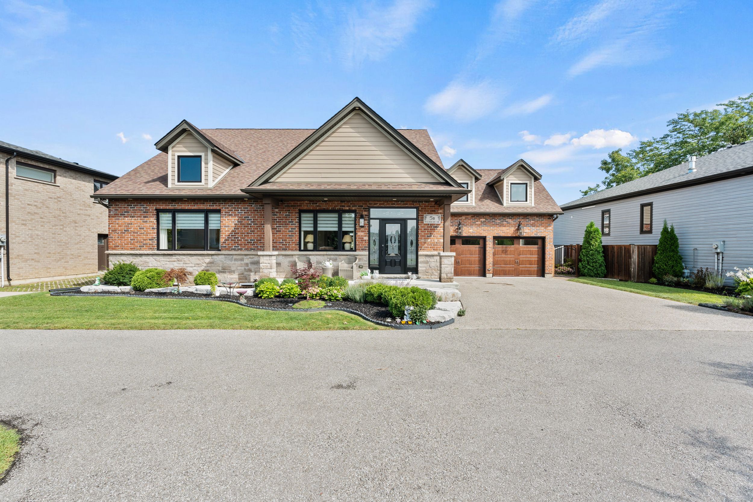 5b Wilholme Drive, St. Catharines, On L2w 1b9
