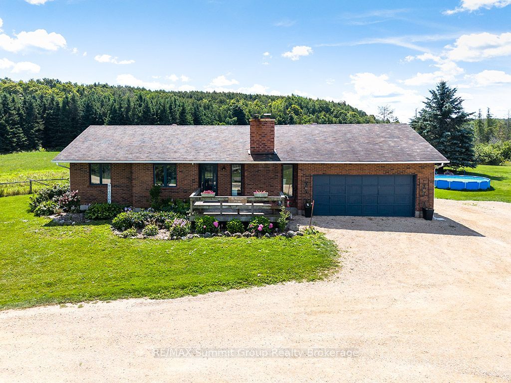 449686 10th Concession Road, Grey Highlands, On N0c 1m0