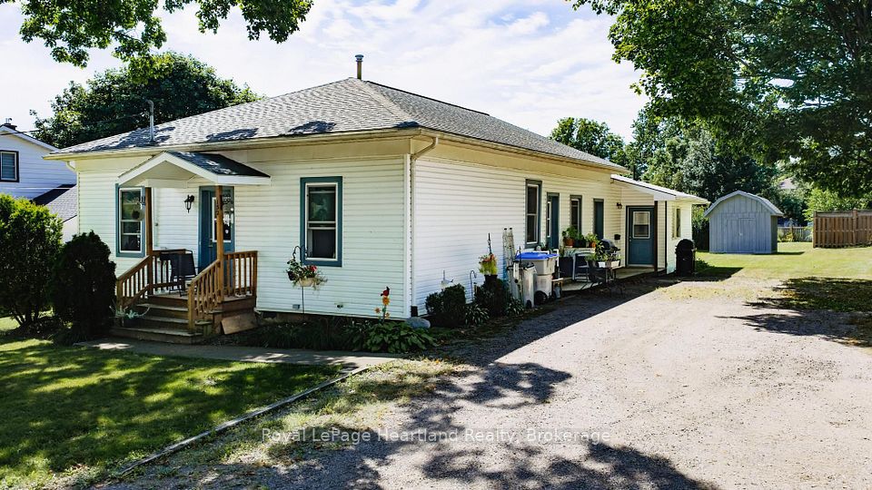132 Queen Street, Central Huron, On N0m 1l0