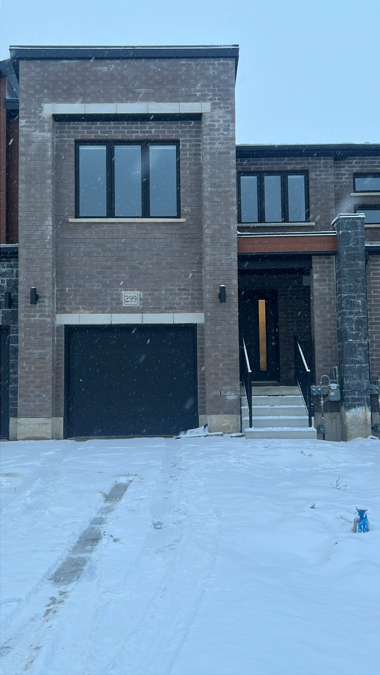 299 Bradshaw Drive, Stratford, On N5a 0c8