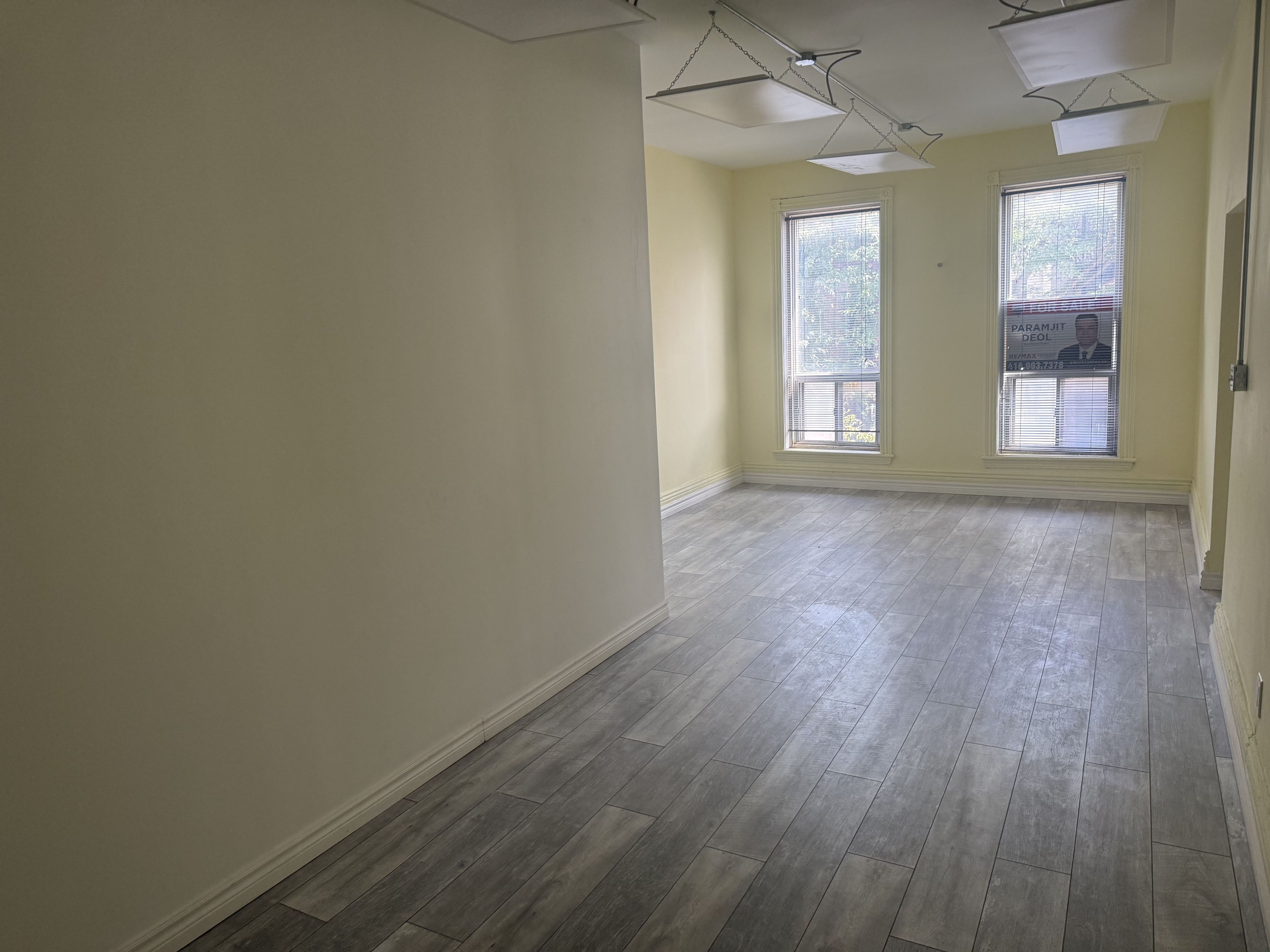 135 James Street N 2, Hamilton, On L8r 2k8