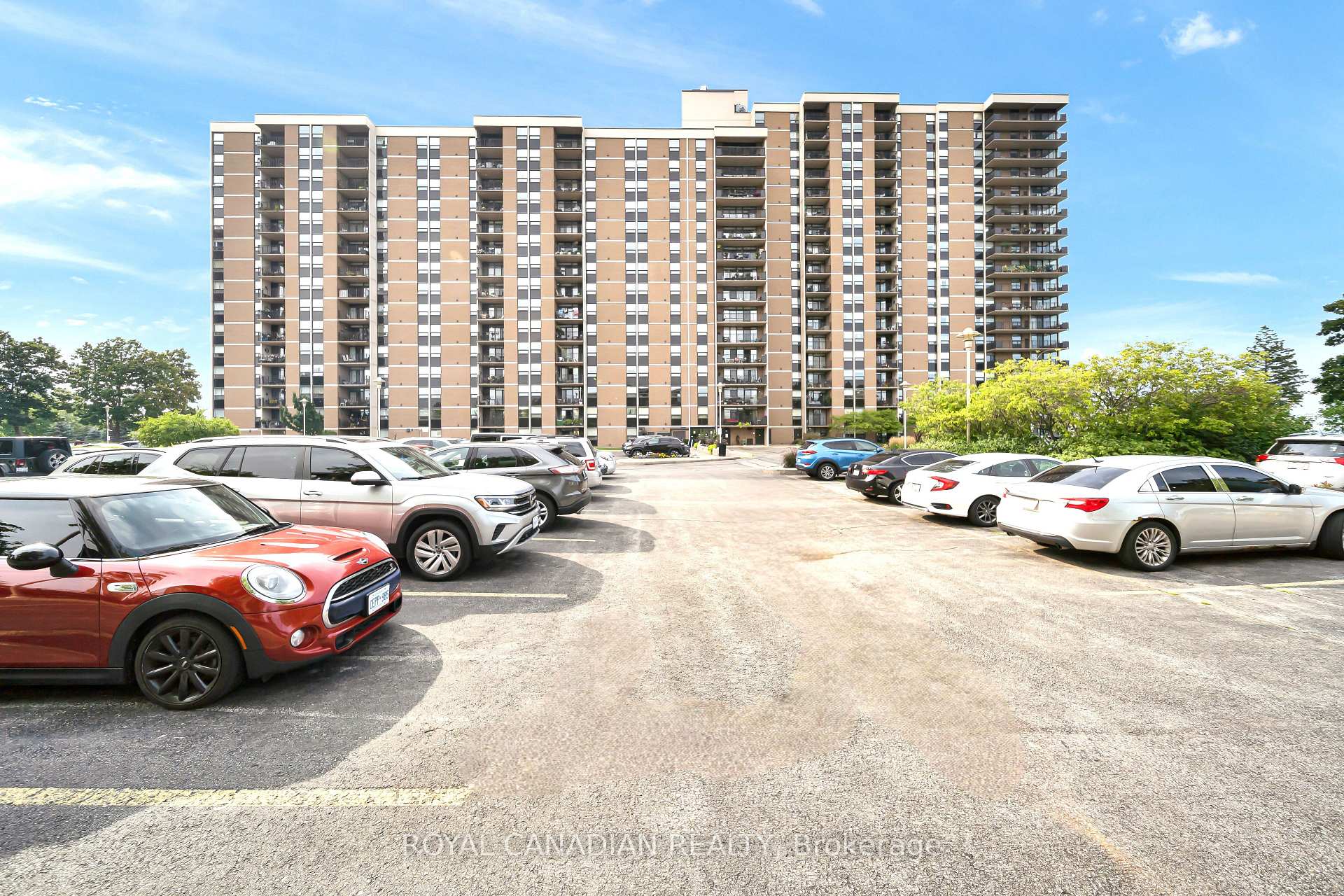 500 Green Road 701, Hamilton, On L8e 3m6