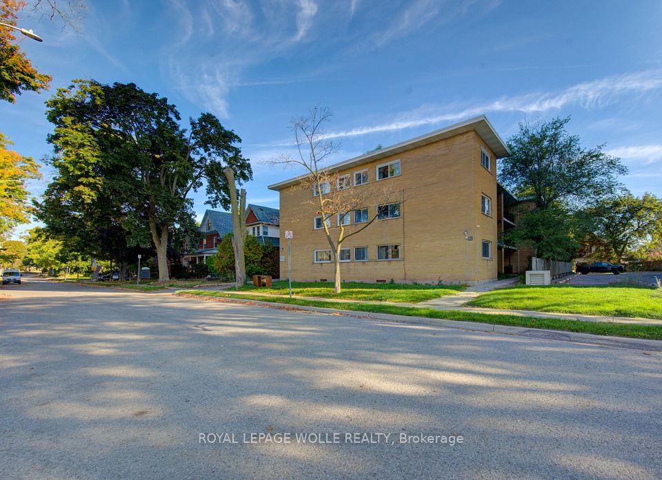 50 Gordon Avenue, Kitchener, On N2h 1n8
