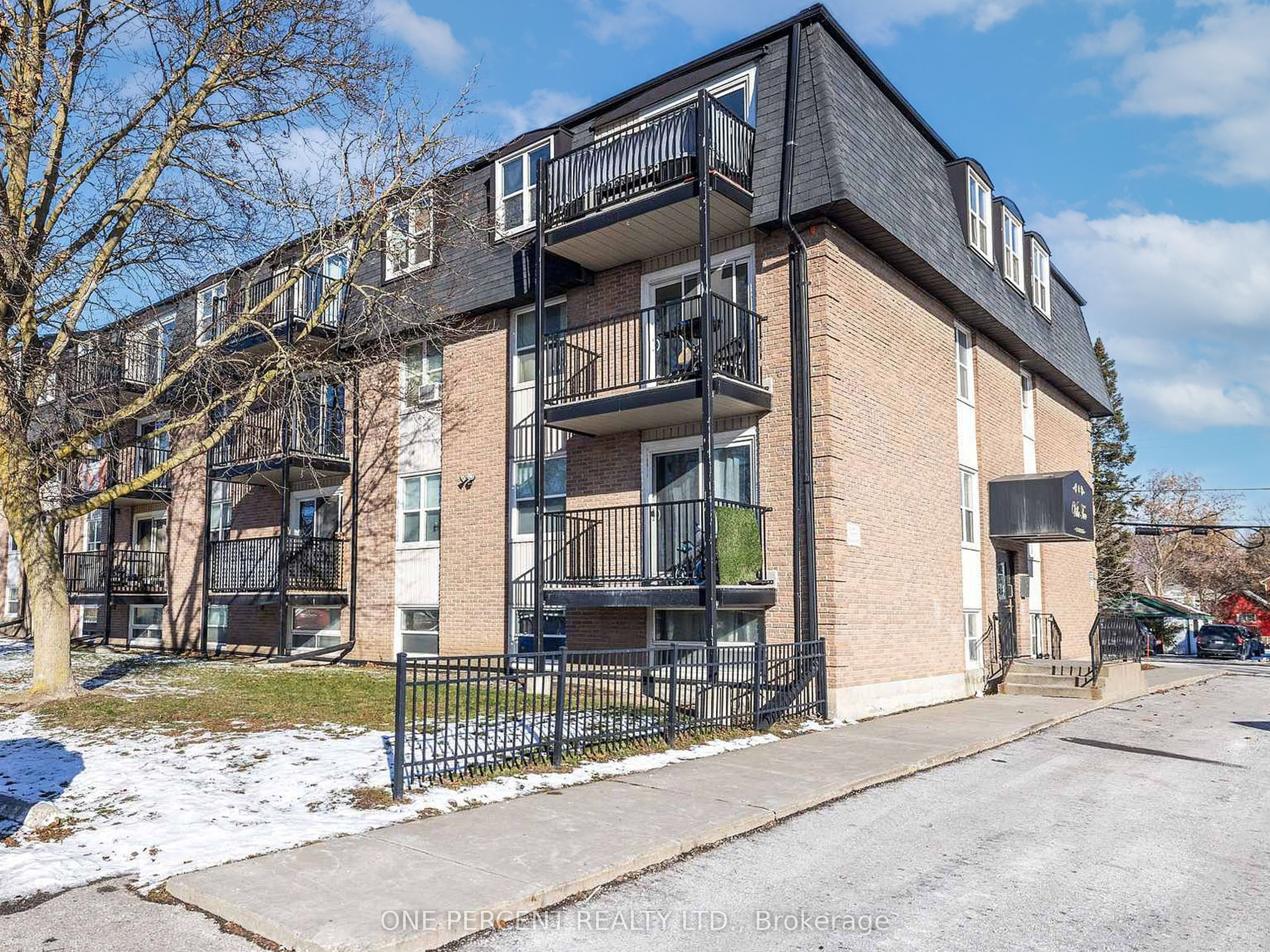 25 College Street E 206, Belleville, On K8p 3a3