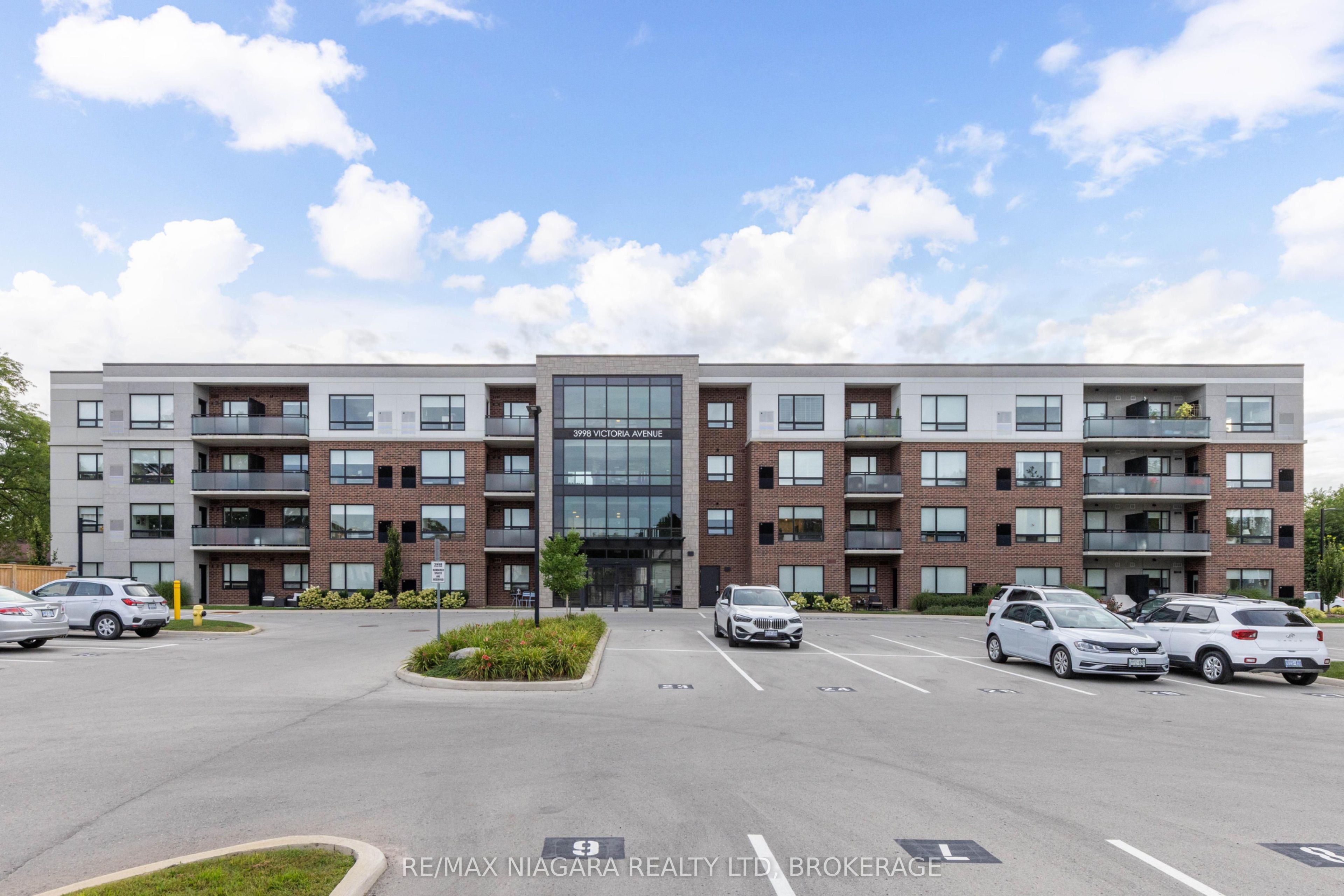 3998 Victoria Avenue 101, Lincoln, On L0r 2c0