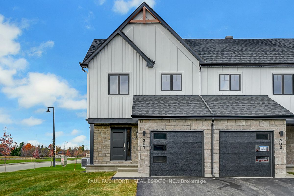 277 Peacock Drive, Russell, On K4r 0a1