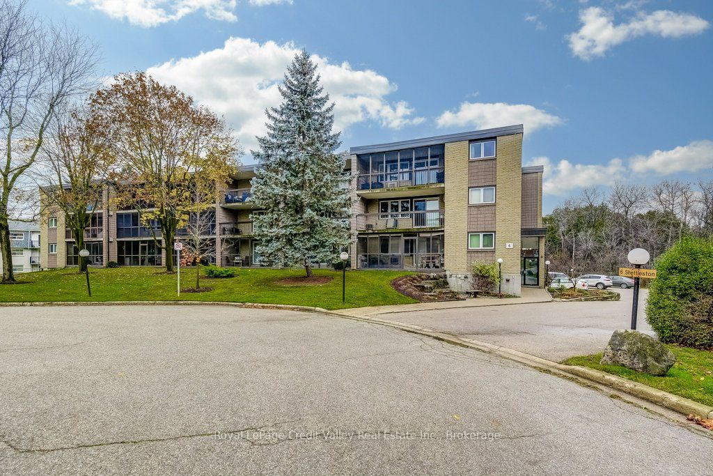 6 Shettleston Drive 302, Cambridge, On N3h 5e7