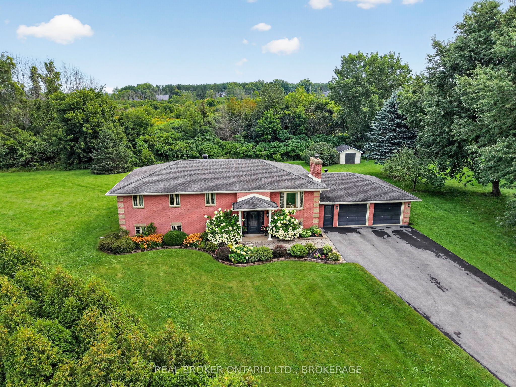 6495 Clifford Avenue, South Glengarry, On K6h 7h9