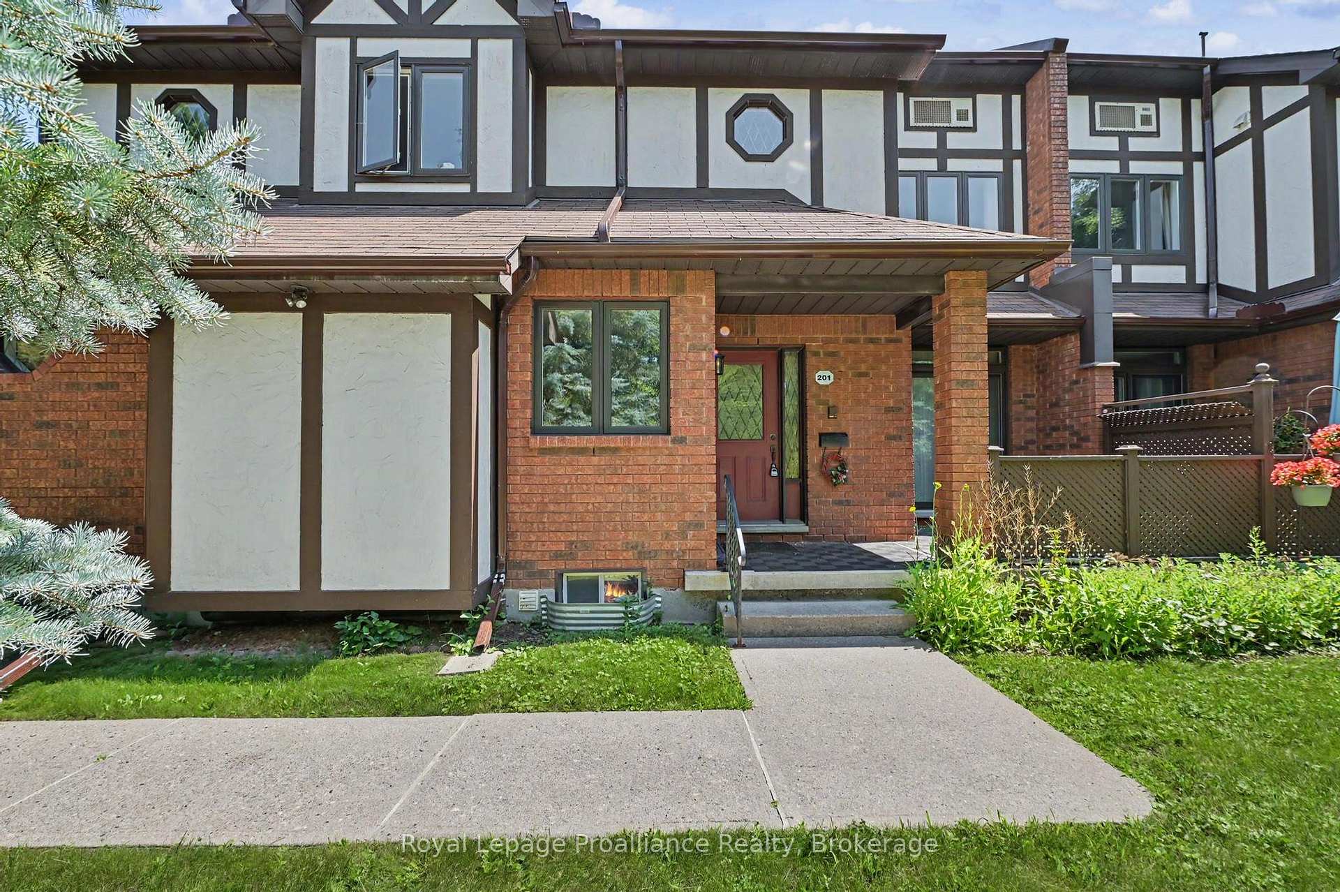 245 Elgin Street W 201, Cobourg, On K9a 5m1