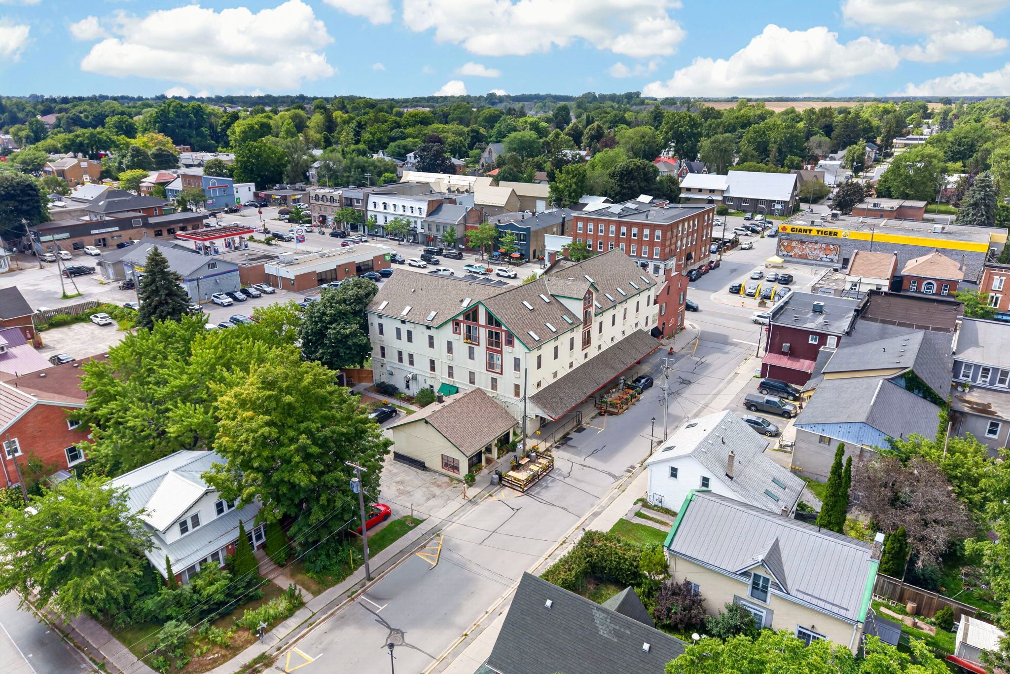 172 Main Street 403, Prince Edward County, On K0k 2t0