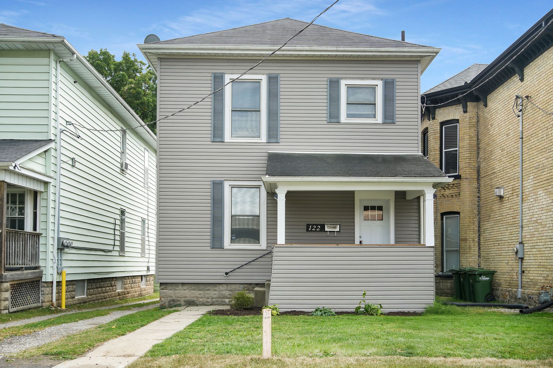 122 Centre Street 2, St. Thomas, On N5r 2z9