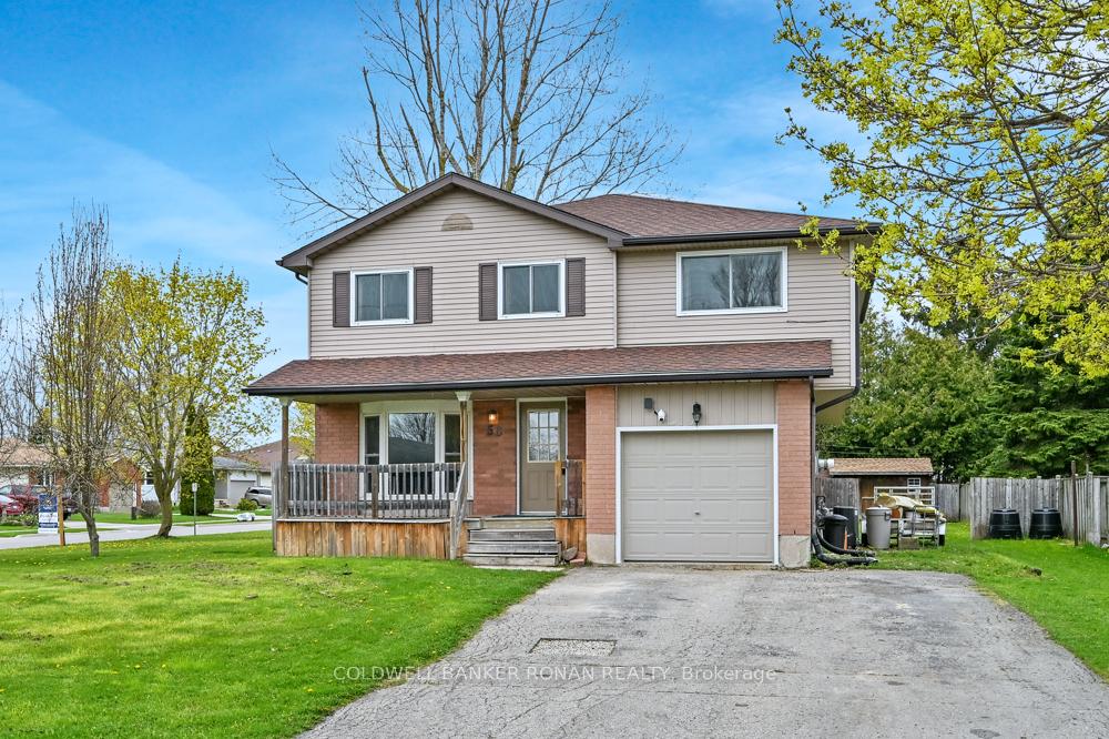 56 Edward Street, Mapleton, On N0g 1p0