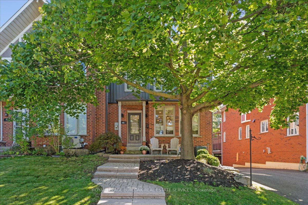 44 Sunvale Place, Hamilton, On L8e 4z7