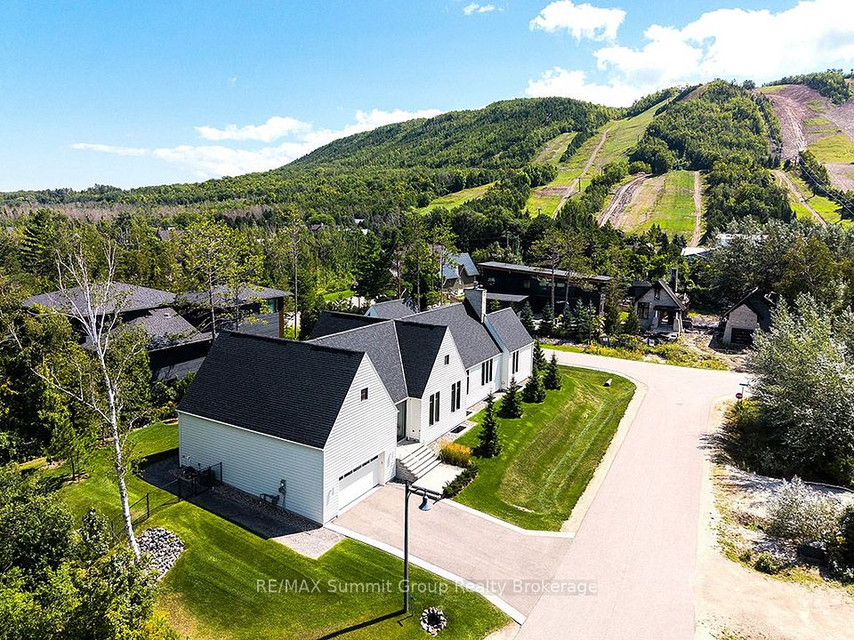 101 Deer Lane, Blue Mountains, On N0h 1j0