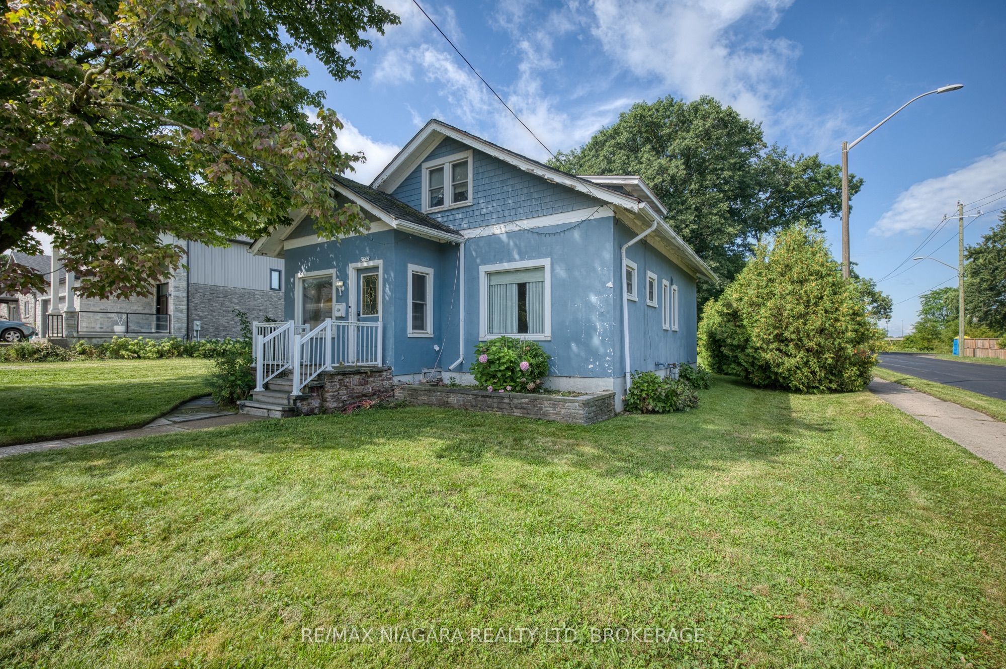 5469 Prince Edward Avenue, Niagara Falls, On L2g 5h7
