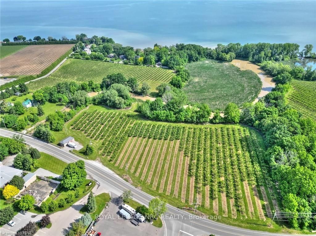 1378 Lakeshore Road, Niagara-On-The-Lake, On L0s 1t0