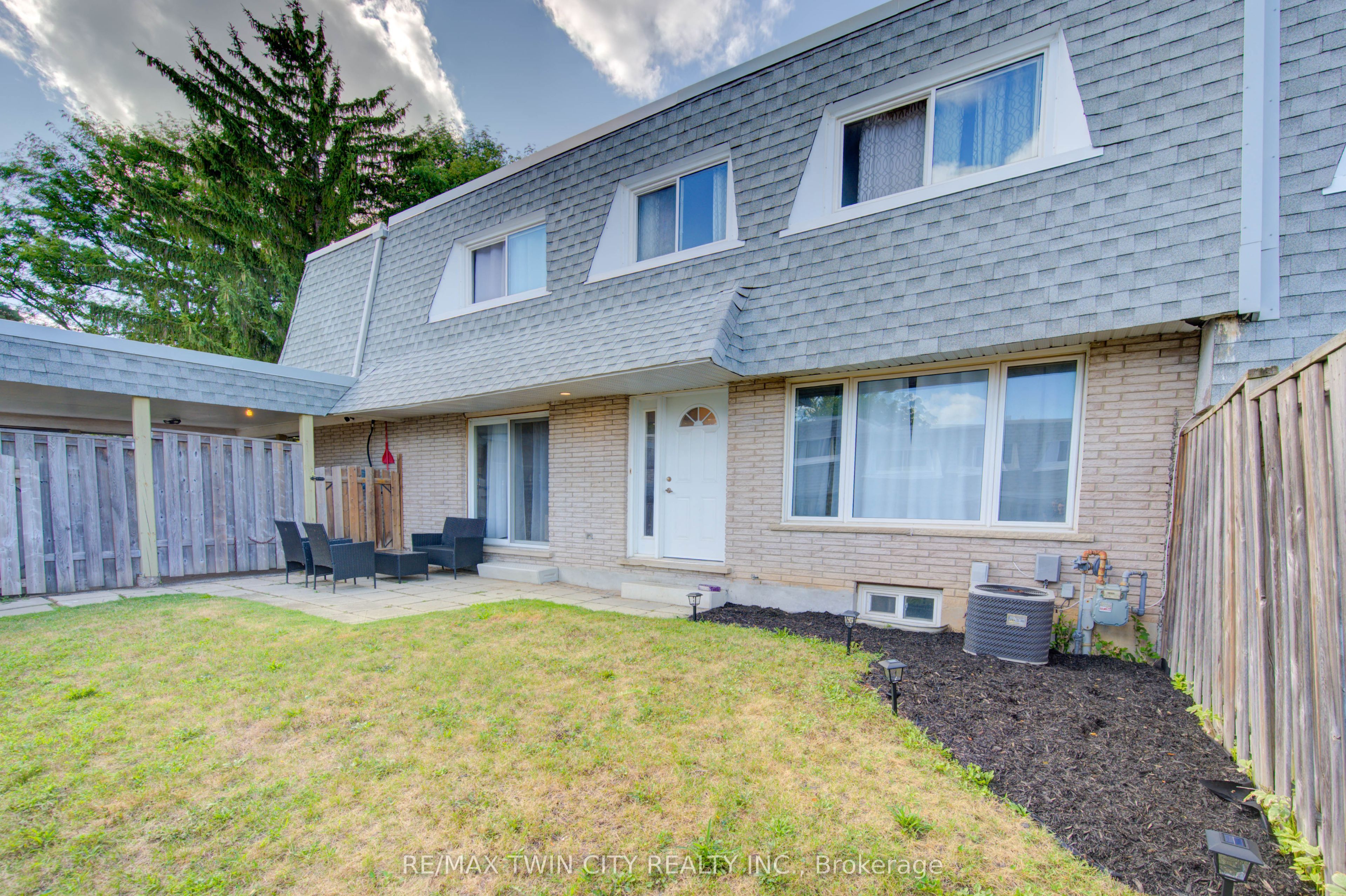 14 Williamsburg Road 47, Kitchener, On N2e 1w1