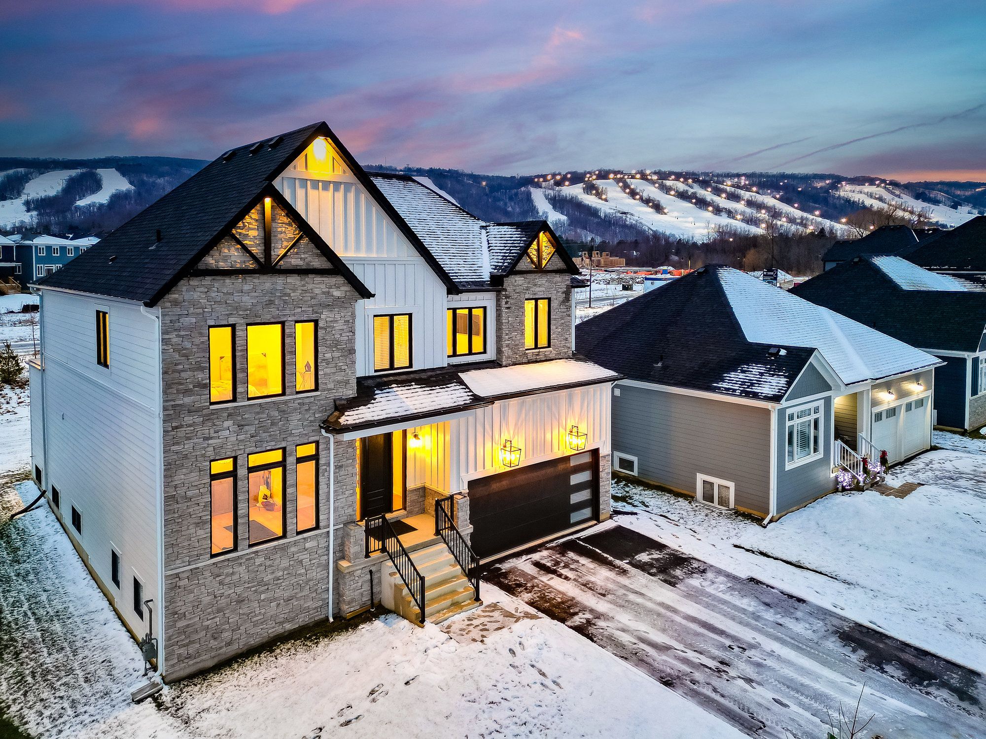 109 Stillwater Crescent, Blue Mountains, On L9y 4p5