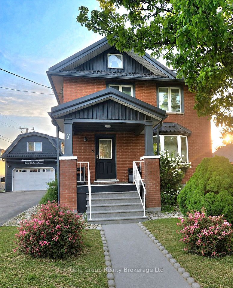 7 Fidler Avenue, Woodstock, On N4s 7j1