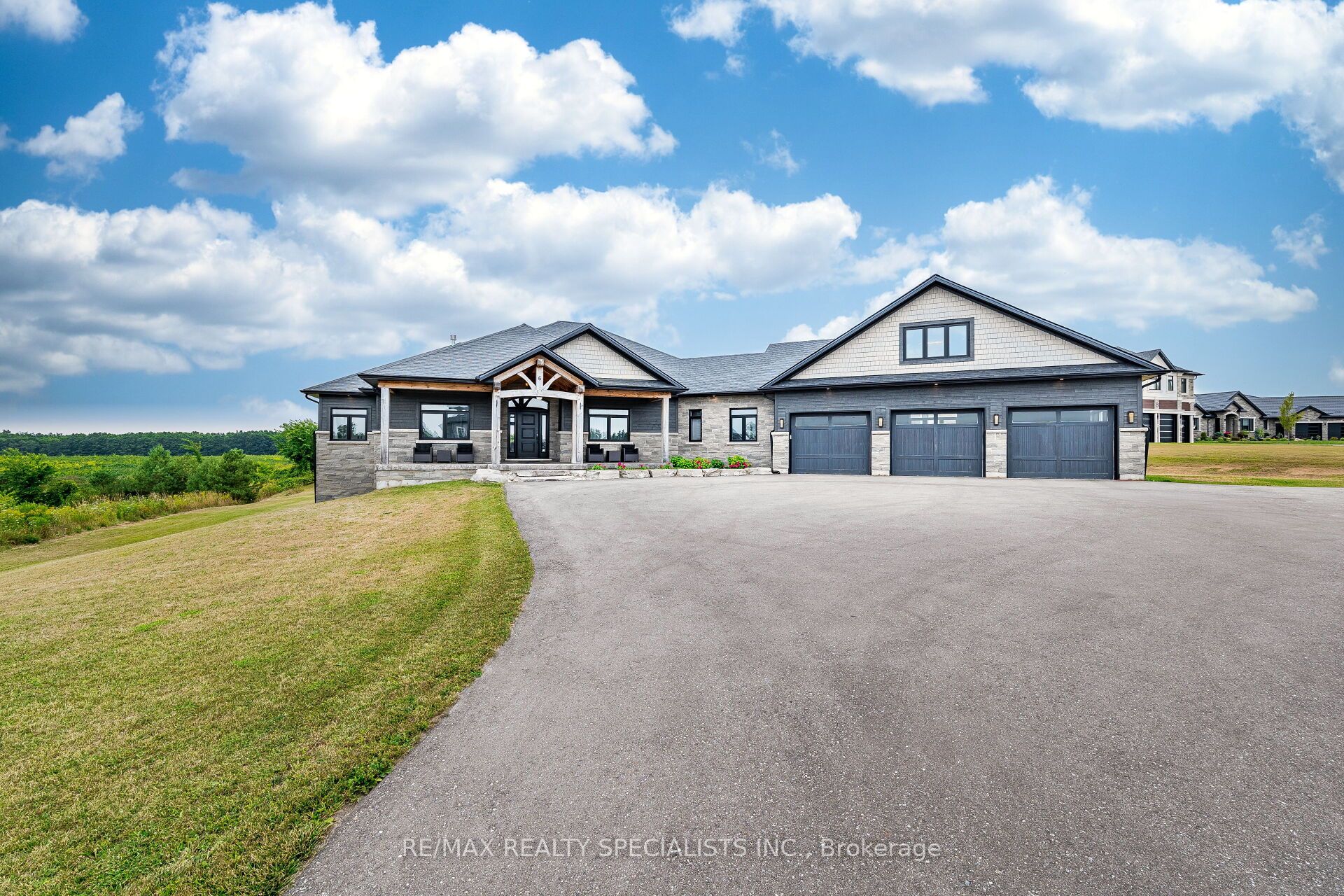 6 Rutledge Heights, Melancthon, On L9v 3m9
