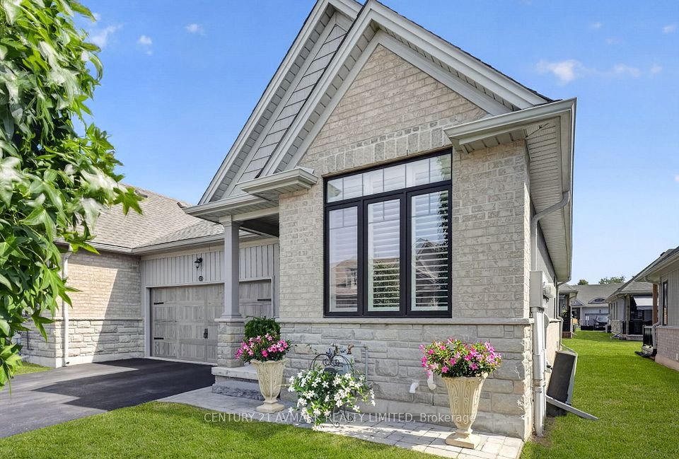 22 Borden Trail, Welland, On L3c 0h1