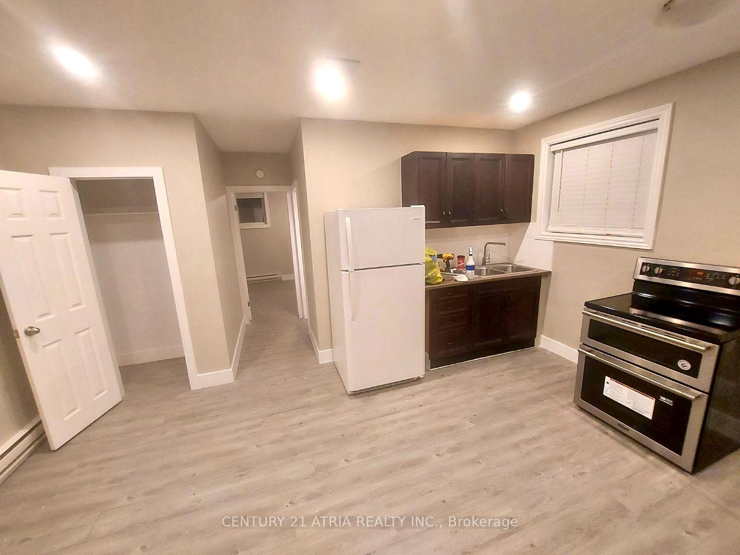 9 Linden Avenue, Brantford, On N3s 7e3