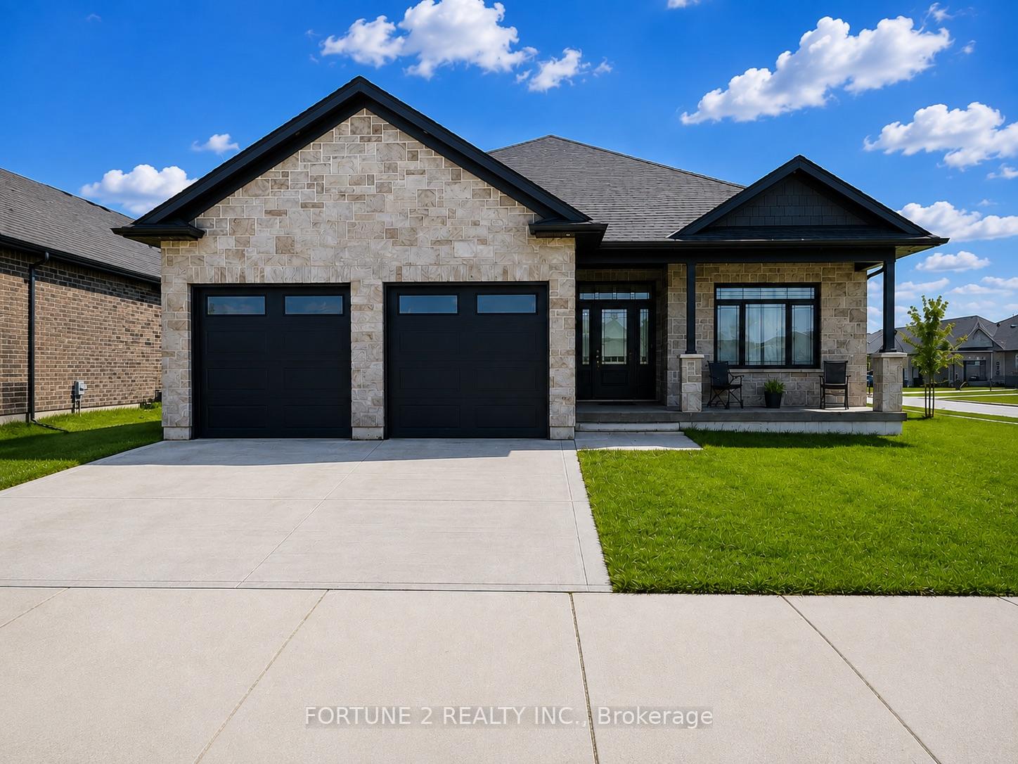 1090 Kincaid Street, North Perth, On N4w 0j9