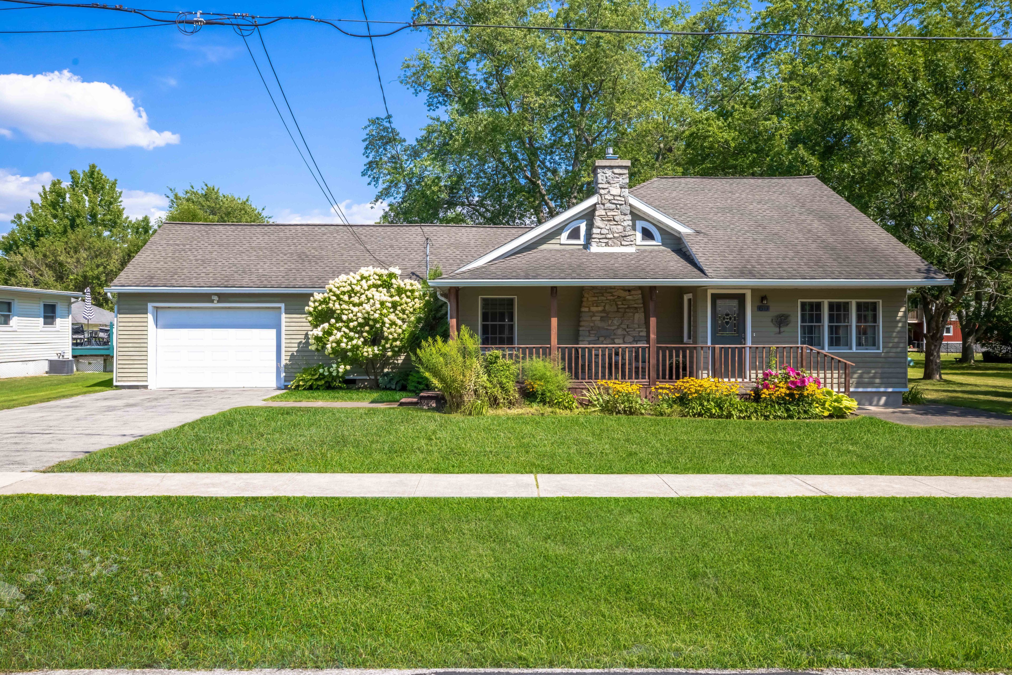 60 Bernard Avenue, Fort Erie, On L0s 1n0