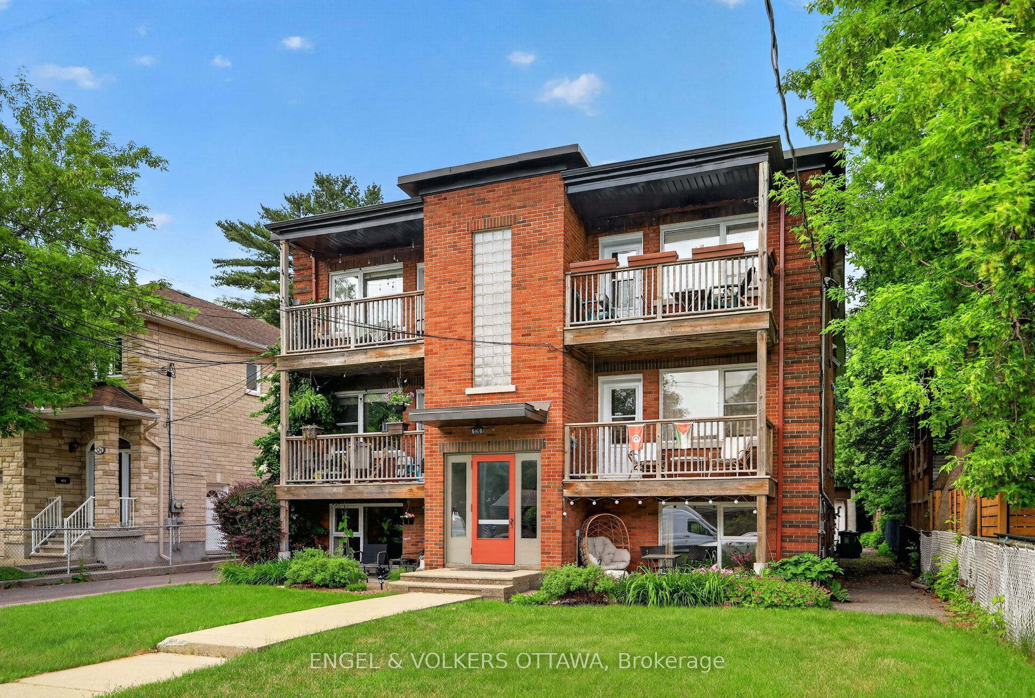 520 Hilson Avenue, Westboro - Hampton Park, On K1z 6c8