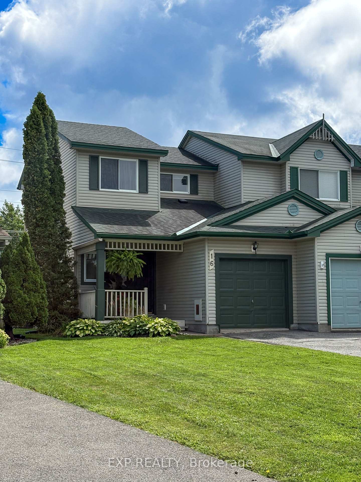 16 Crampton Drive, Carleton Place, On K7c 4p7