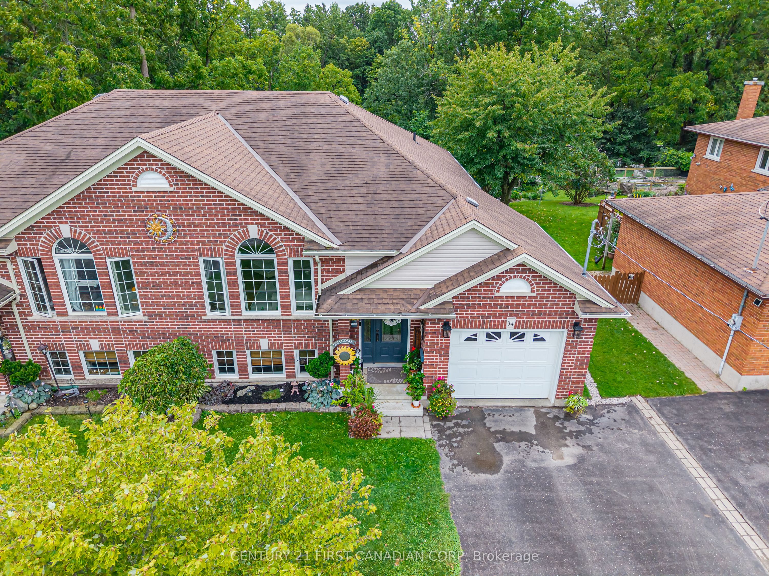 34 Brock Street, St. Thomas, On N5p 2b2